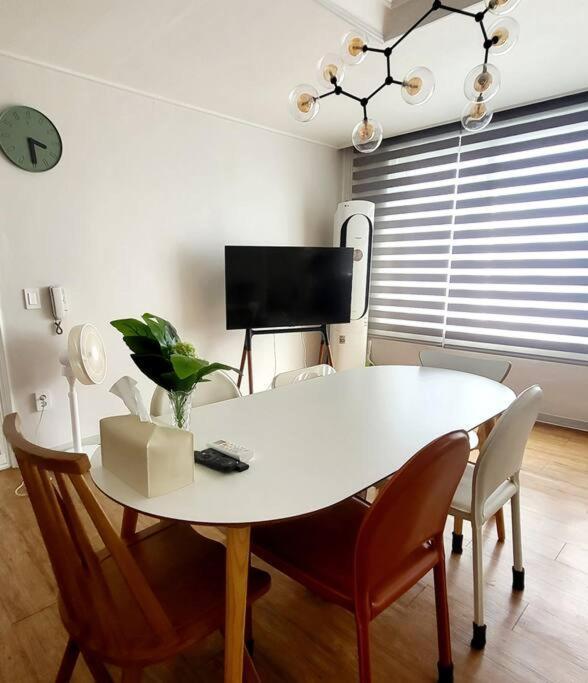 House Jamsil Apartment